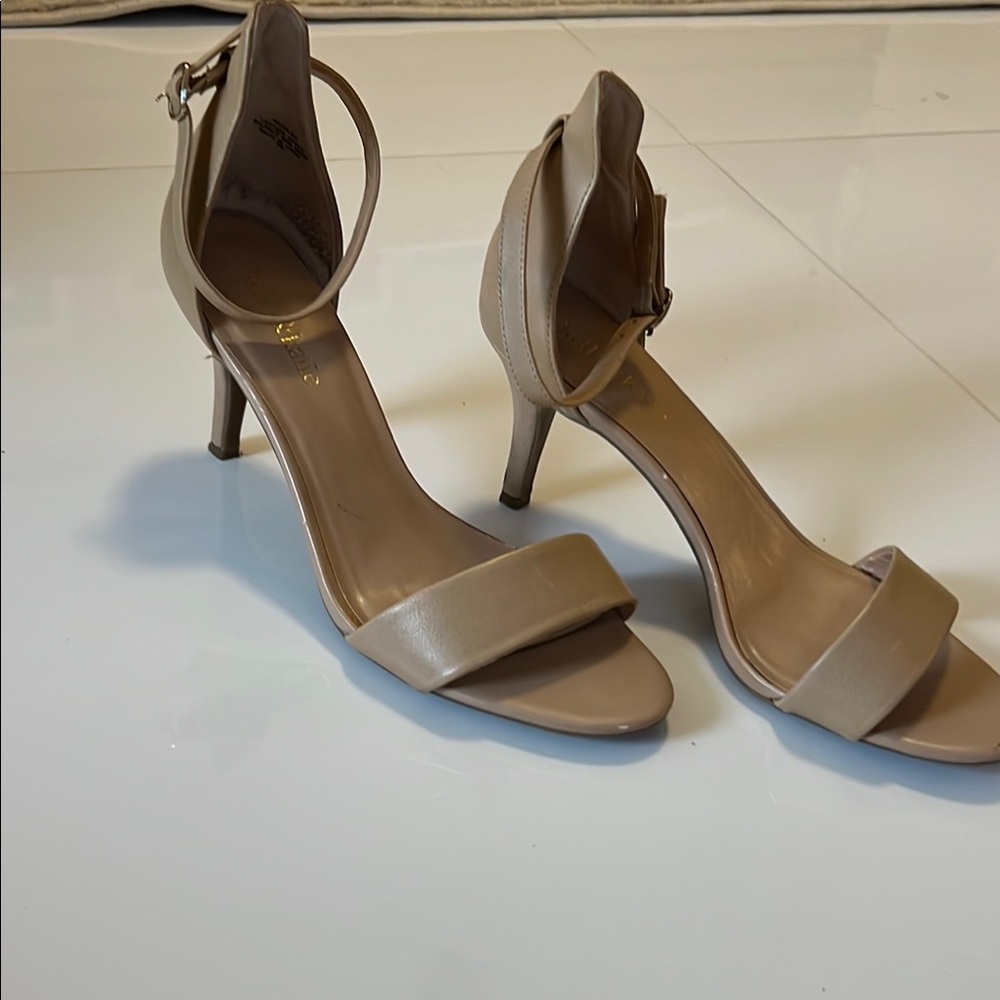 Nude Kitten Heels